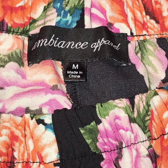 Black Floral Lingerie Shorts, Size M - Picture 4 of 8